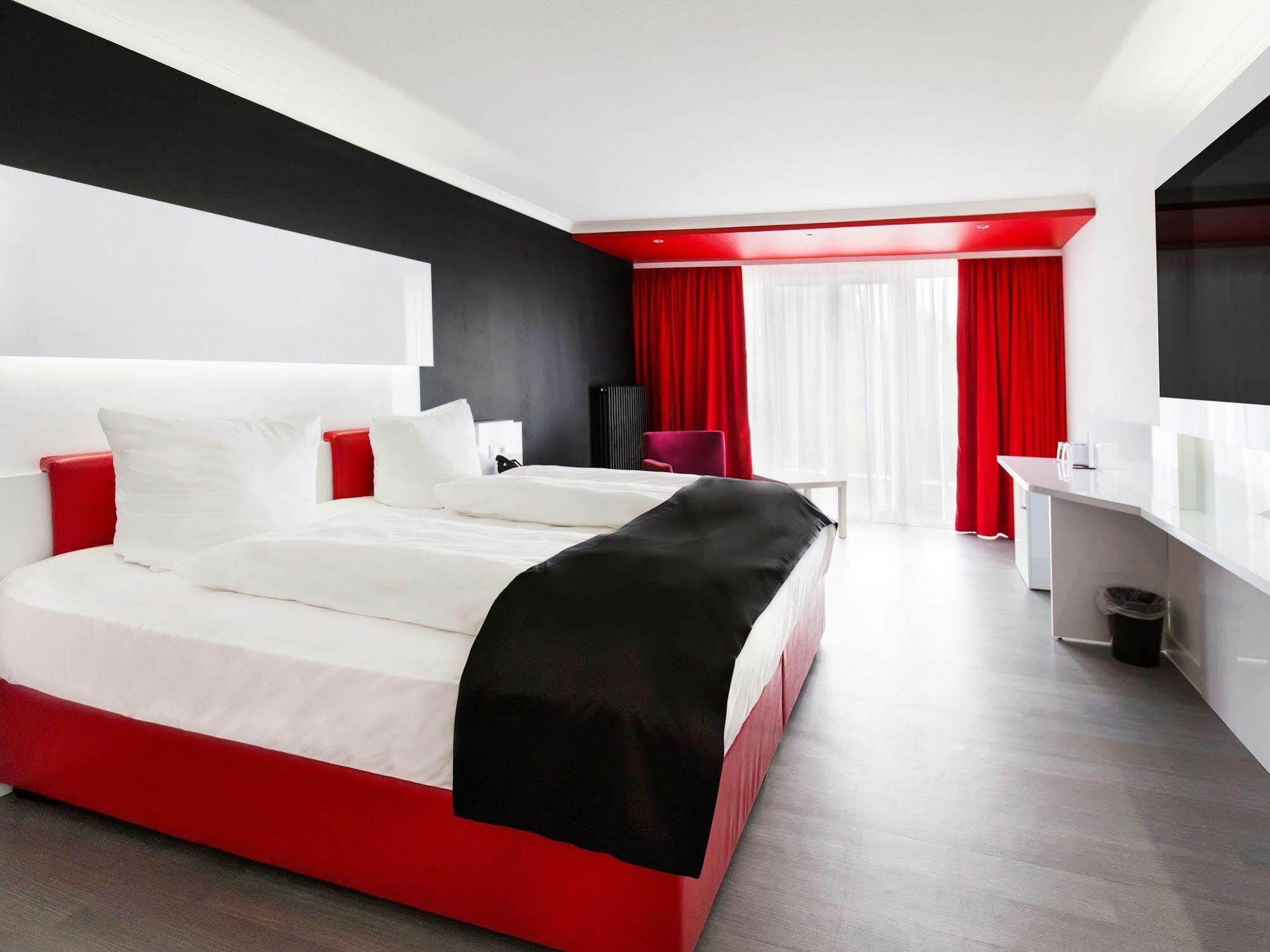 Dormero Hotel Фройденштадт Екстер'єр фото