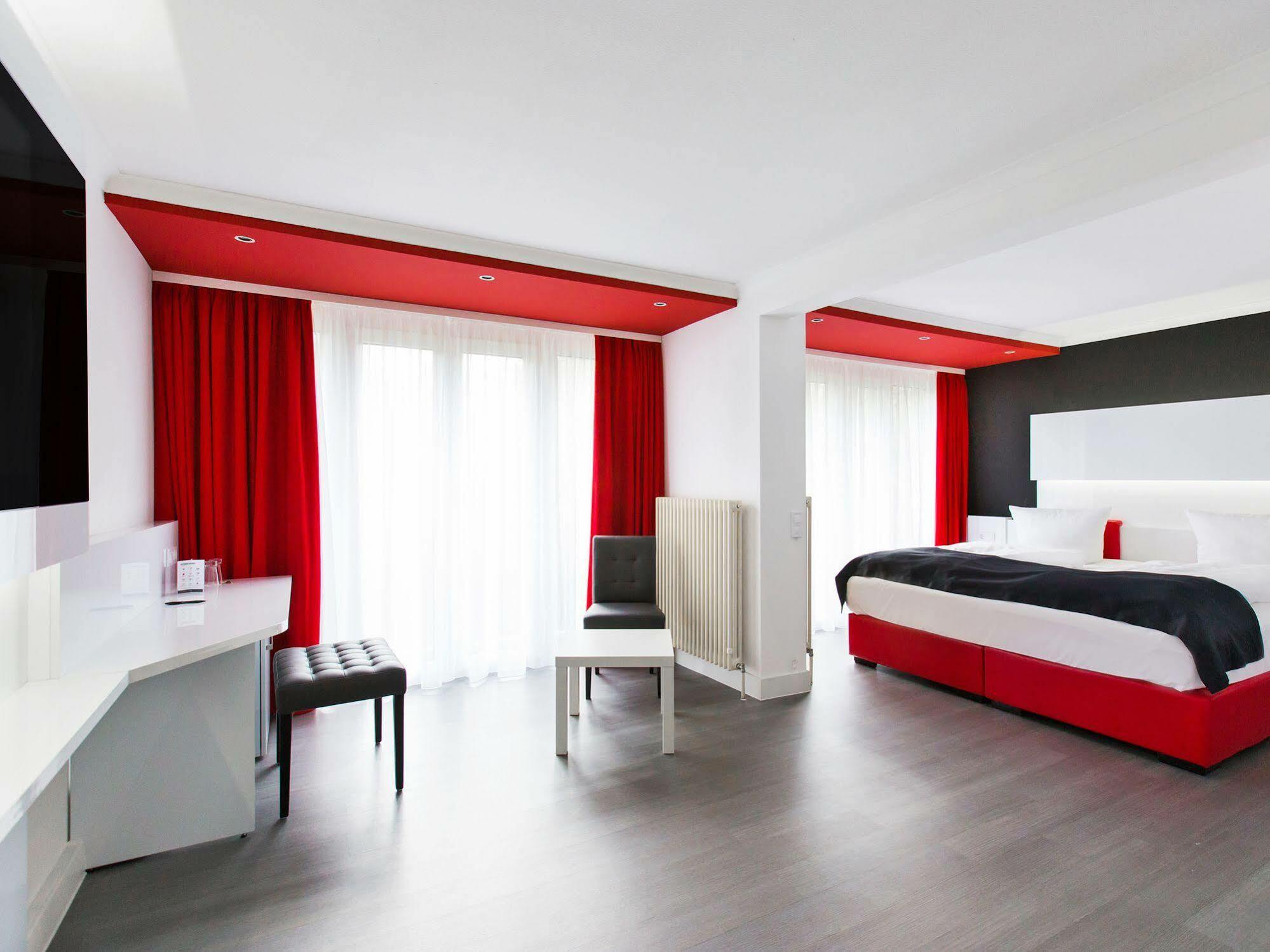 Dormero Hotel Фройденштадт Екстер'єр фото